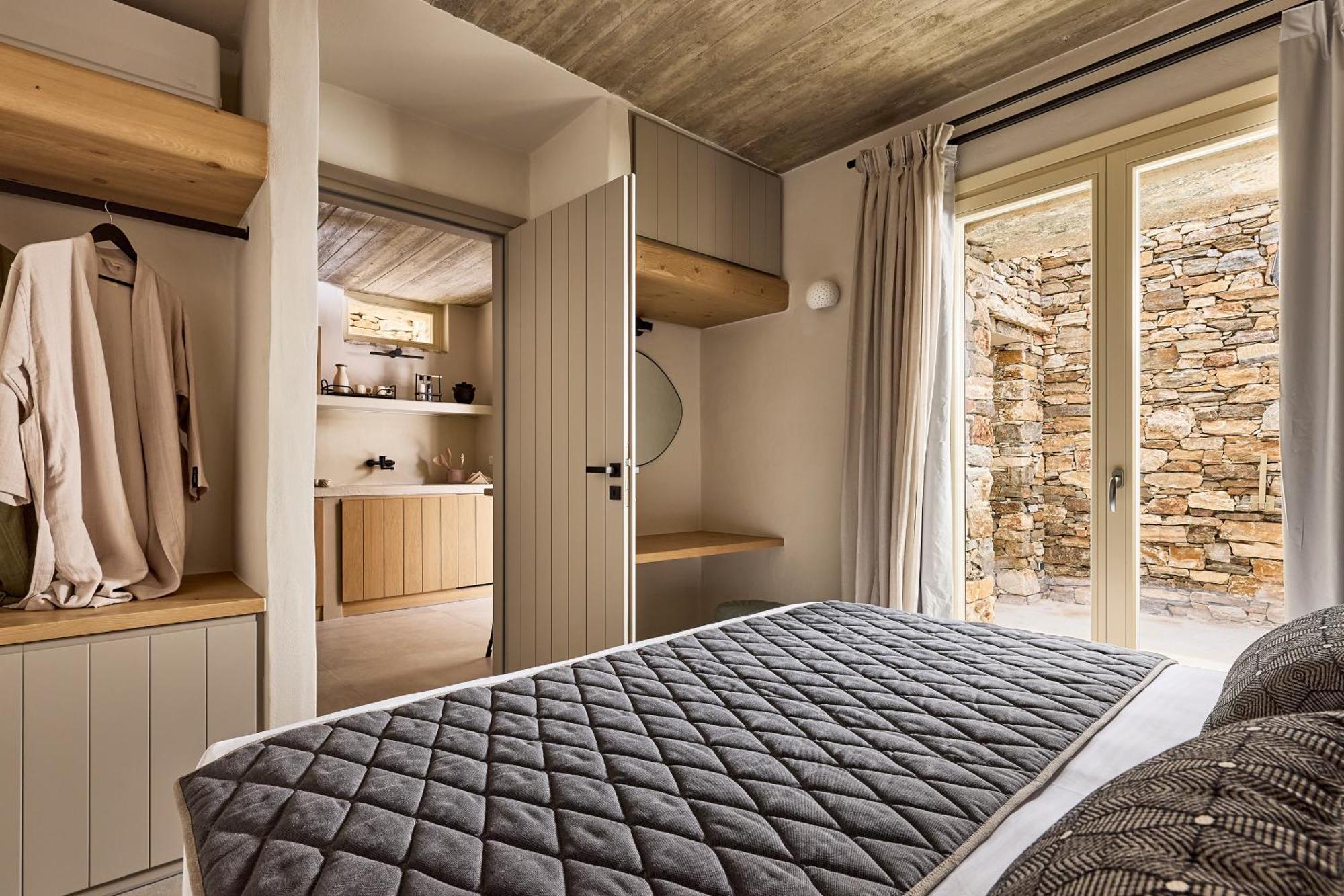 Apsila Pool Suites Kamares  Room photo